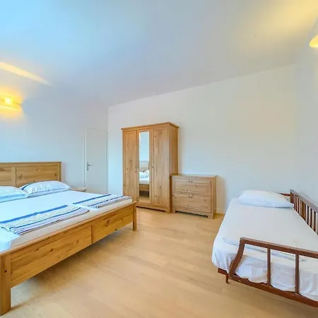Casa vacanze T5 - Kuca T3 Tisno