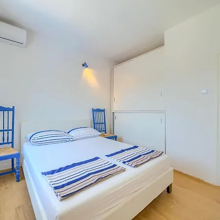 Casa vacanze T5 - Kuca T3 Tisno